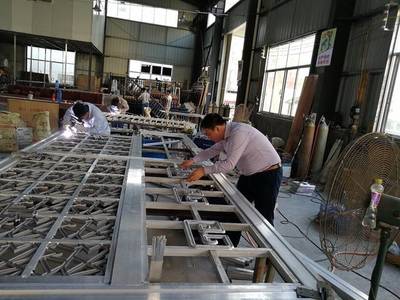 湖南師范大學(xué)附屬樹(shù)仁學(xué)校 讓寧鄉(xiāng)教育再上新臺(tái)階